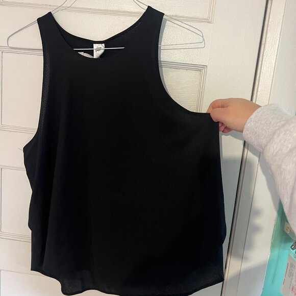 Fabletics Black Tank Top - Picture 1 of 8